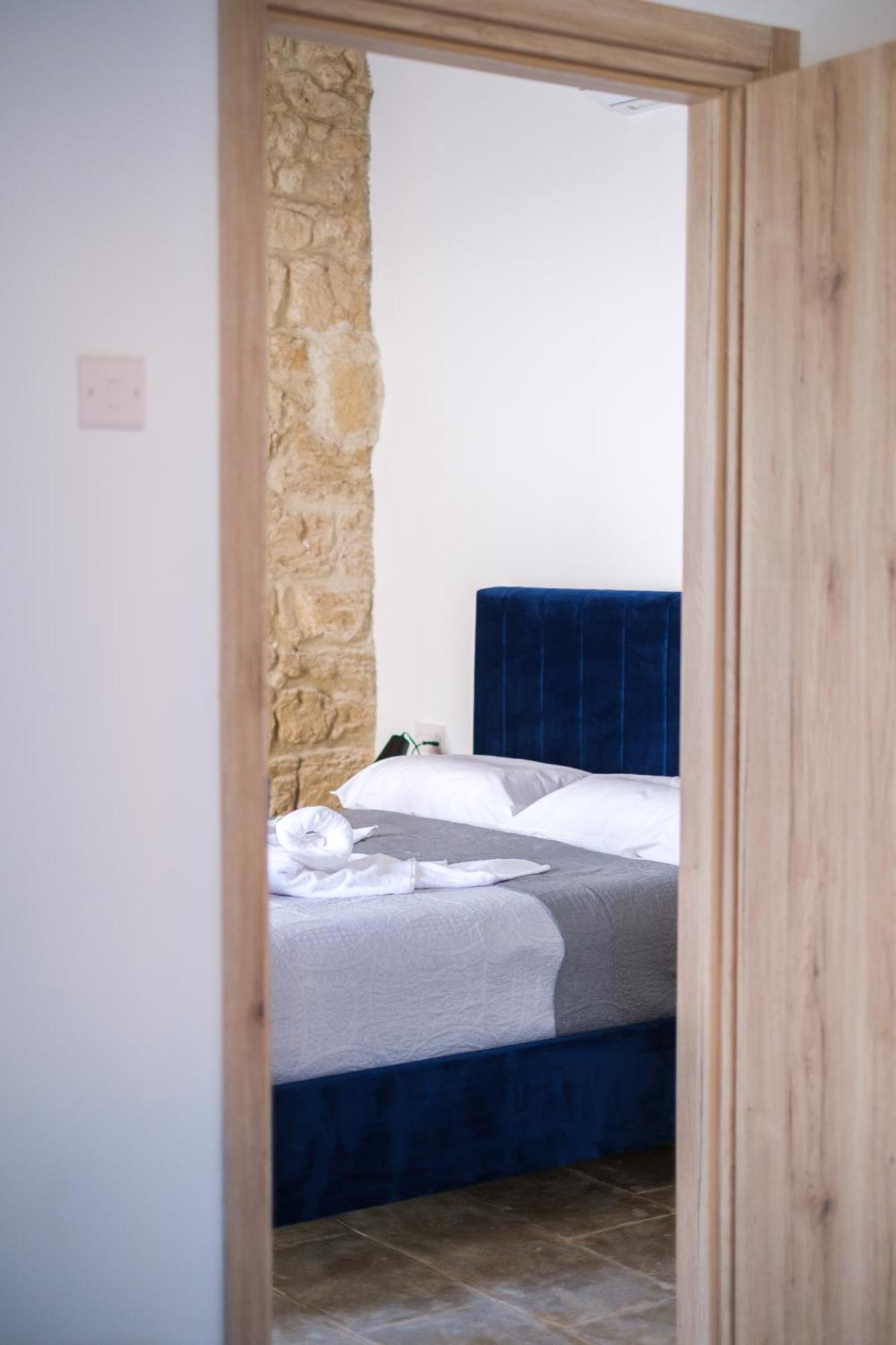 Royal Stay Luxury Homes Paphos Quarto foto