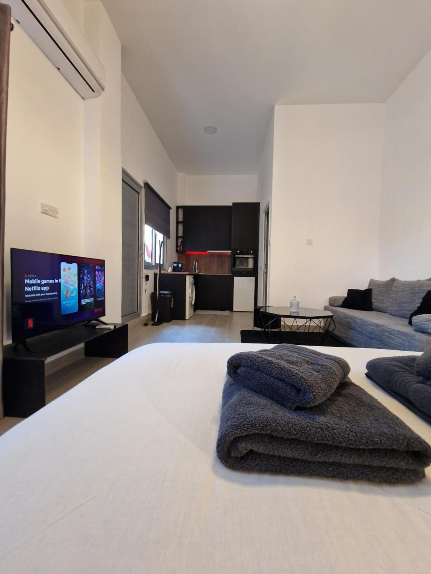 Royal Stay Luxury Homes Paphos Quarto foto